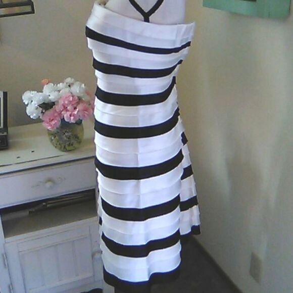 BCBGMaxAzria Satin Strapless Dress - Picture 5 of 15